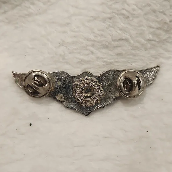 Harley Davison set of 3 collectors pins - Picture 4 of 8